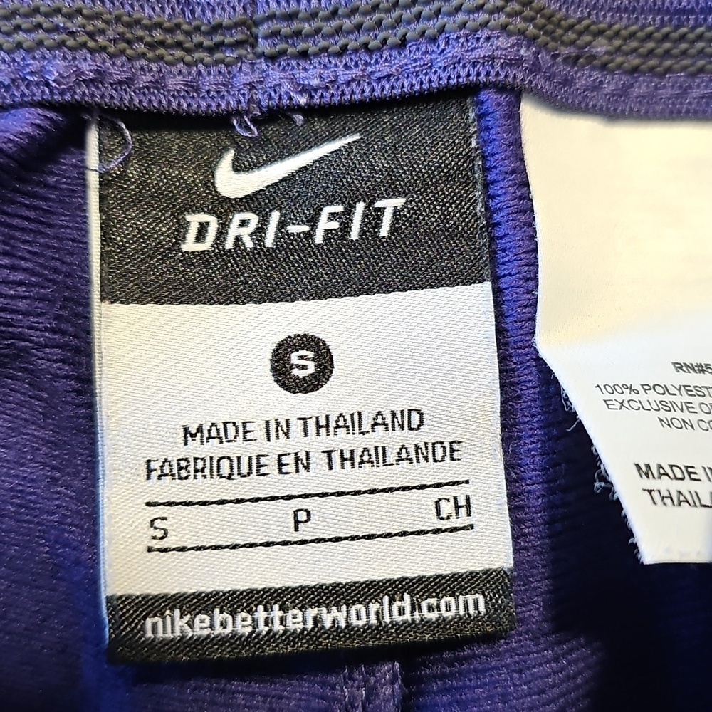 Nike Small Blue and Black Athletic Shorts - Picture 5 of 8